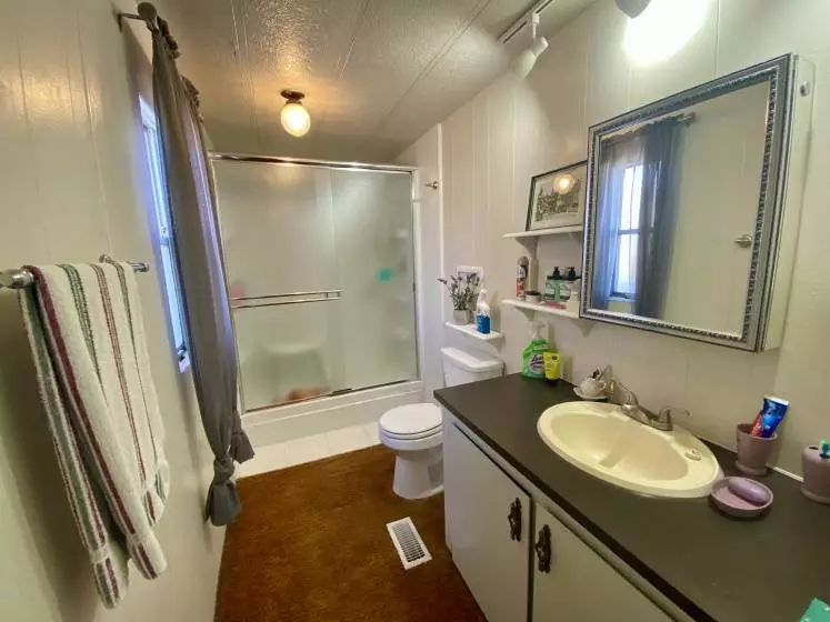 123 Carnation Lane, Reno, Nevada 89512, 3 Bedrooms Bedrooms, 9 Rooms Rooms,2 BathroomsBathrooms,Residential,Manufactured,Carnation,220016348