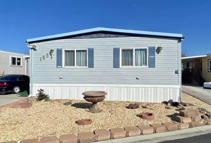 123 Carnation Lane, Reno, Nevada 89512, 3 Bedrooms Bedrooms, 9 Rooms Rooms,2 BathroomsBathrooms,Residential,Manufactured,Carnation,220016348