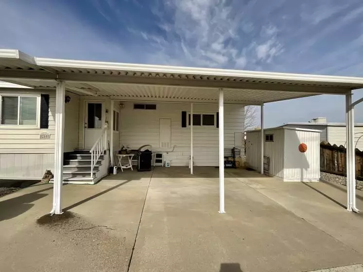 200 Daggett Drive, Reno, Nevada 89511, 3 Bedrooms Bedrooms, 10 Rooms Rooms,2 BathroomsBathrooms,Residential,Manufactured,Daggett,230001015