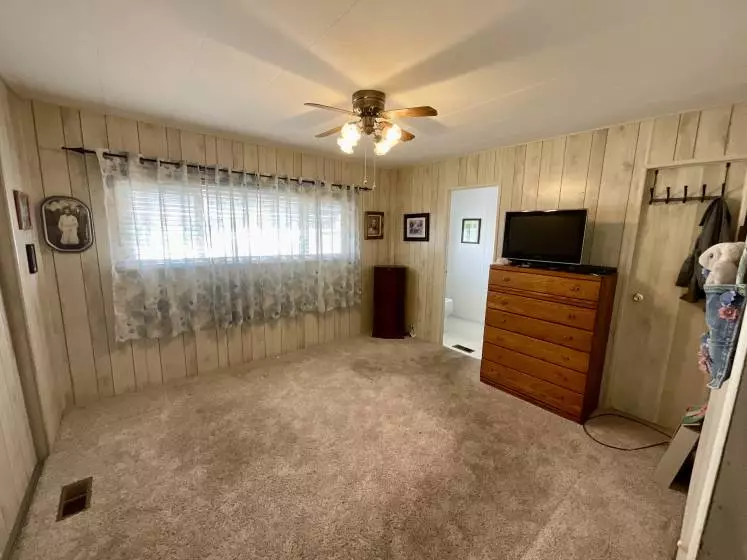 200 Daggett Drive, Reno, Nevada 89511, 3 Bedrooms Bedrooms, 10 Rooms Rooms,2 BathroomsBathrooms,Residential,Manufactured,Daggett,230001015