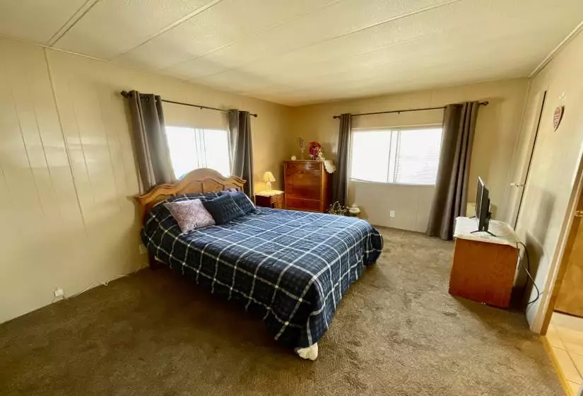 211 Goldhill Drive, Carson City, Nevada 89706, 2 Bedrooms Bedrooms, 9 Rooms Rooms,2 BathroomsBathrooms,Manufactured,Residential,Goldhill,230003760