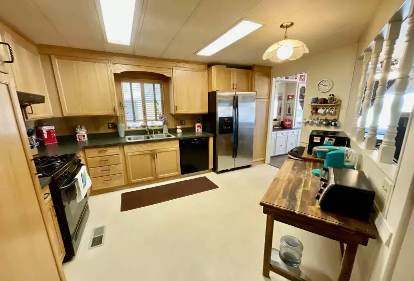 109 Kentuck Lane, Carson City, Nevada 89706, 2 Bedrooms Bedrooms, 9 Rooms Rooms,2 BathroomsBathrooms,Manufactured,Residential,Kentuck,230009120