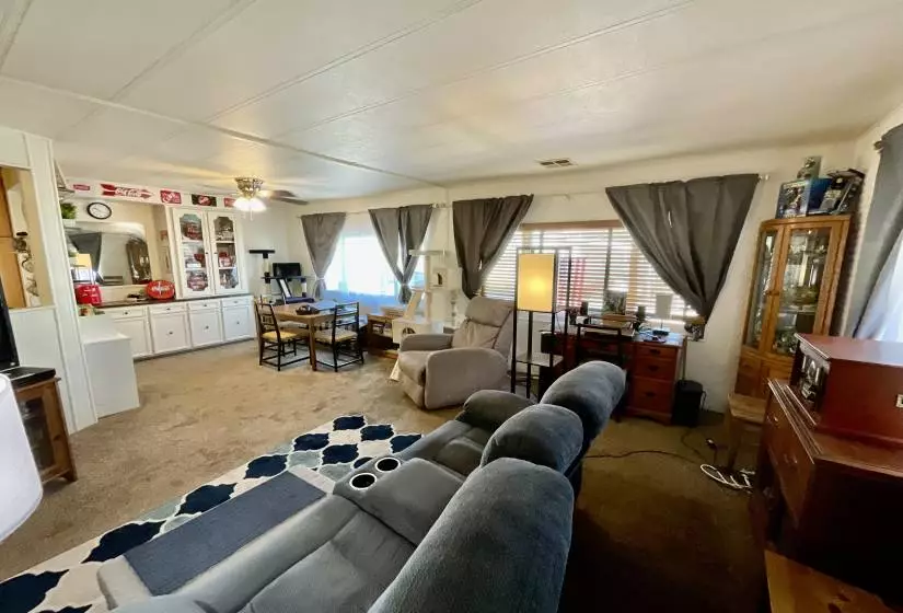 109 Kentuck Lane, Carson City, Nevada 89706, 2 Bedrooms Bedrooms, 9 Rooms Rooms,2 BathroomsBathrooms,Manufactured,Residential,Kentuck,230009120