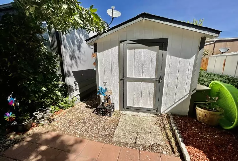 109 Kentuck Lane, Carson City, Nevada 89706, 2 Bedrooms Bedrooms, 9 Rooms Rooms,2 BathroomsBathrooms,Manufactured,Residential,Kentuck,230009120