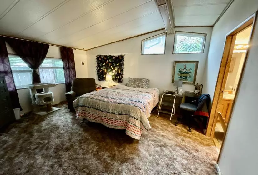 113 Hayes Circle, Reno, Nevada 89511, 2 Bedrooms Bedrooms, 9 Rooms Rooms,2 BathroomsBathrooms,Manufactured,Residential,Hayes,230009567