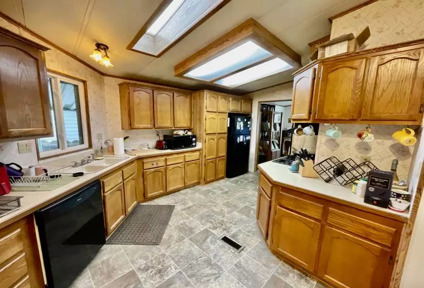 113 Hayes Circle, Reno, Nevada 89511, 2 Bedrooms Bedrooms, 9 Rooms Rooms,2 BathroomsBathrooms,Manufactured,Residential,Hayes,230009567