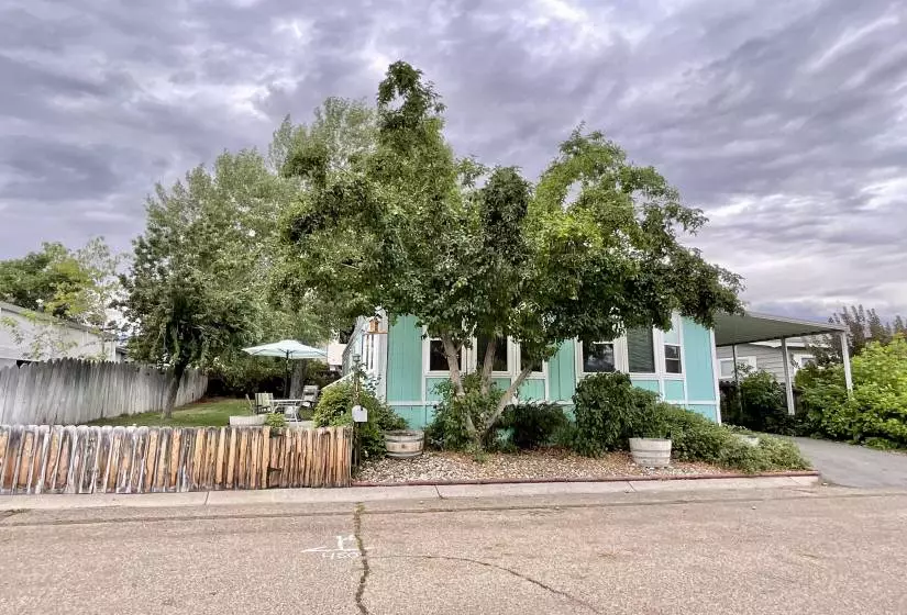 113 Hayes Circle, Reno, Nevada 89511, 2 Bedrooms Bedrooms, 9 Rooms Rooms,2 BathroomsBathrooms,Manufactured,Residential,Hayes,230009567
