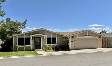 102 Cabernet Parkway, Reno, Nevada 89512, 2 Bedrooms Bedrooms, 9 Rooms Rooms,2 BathroomsBathrooms,Manufactured,Residential,Cabernet,230010660