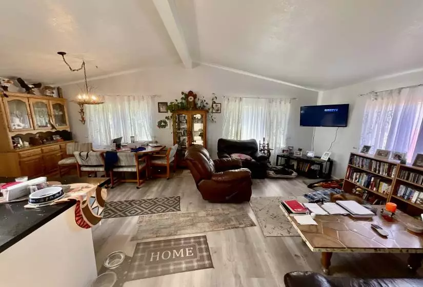 24 Westminster Parkway, Reno, Nevada 89506, 2 Bedrooms Bedrooms, 8 Rooms Rooms,2 BathroomsBathrooms,Manufactured,Residential,Westminster,230010694