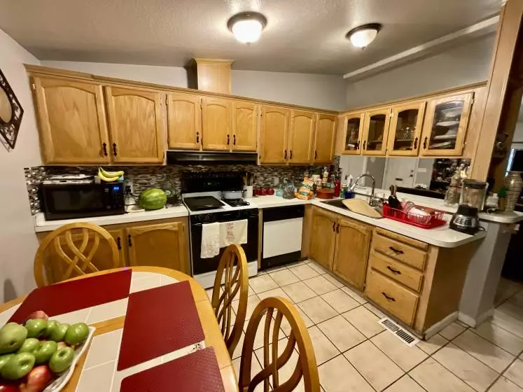 493 Hot Springs Road, Carson City, Nevada 89706, 2 Bedrooms Bedrooms, 9 Rooms Rooms,2 BathroomsBathrooms,Manufactured,Residential,51,Hot Springs,230012462