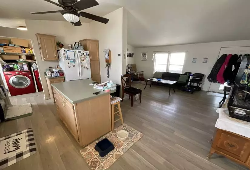 200 James Court, Carson City, Nevada 89706, 4 Bedrooms Bedrooms, 10 Rooms Rooms,2 BathroomsBathrooms,Manufactured,Residential,33,James,230013072