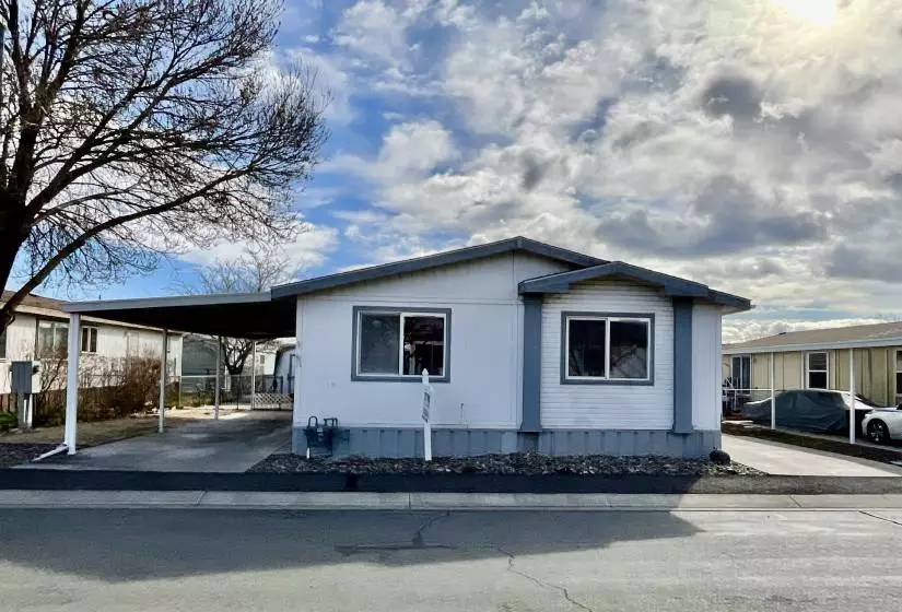 3400 Hwy 50 East, Carson City, Nevada 89706, 3 Bedrooms Bedrooms, 9 Rooms Rooms,2 BathroomsBathrooms,Manufactured,Residential,71,Hwy 50,240002524