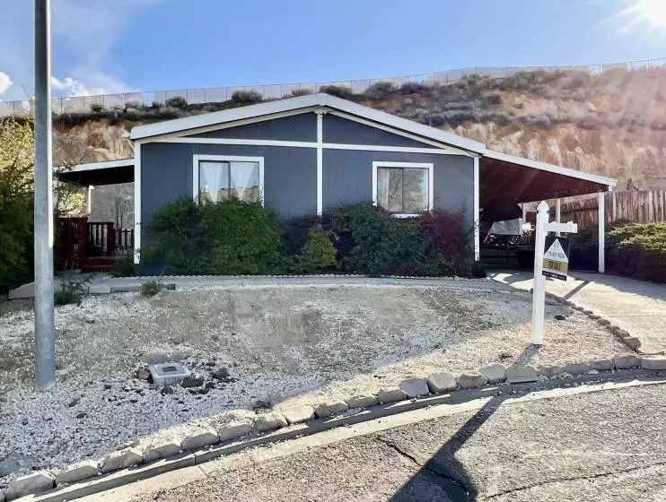 57 Chablis Drive, Reno, Nevada 89512, 3 Bedrooms Bedrooms, 9 Rooms Rooms,2 BathroomsBathrooms,Manufactured,Residential,Chablis,240004096