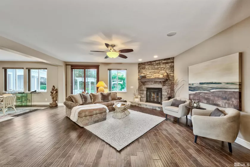 1008 Keystone Ct, Gardnerville, Nevada 89460, 6 Bedrooms Bedrooms, ,4 BathroomsBathrooms,Residential,For Sale,Keystone Ct,240007504