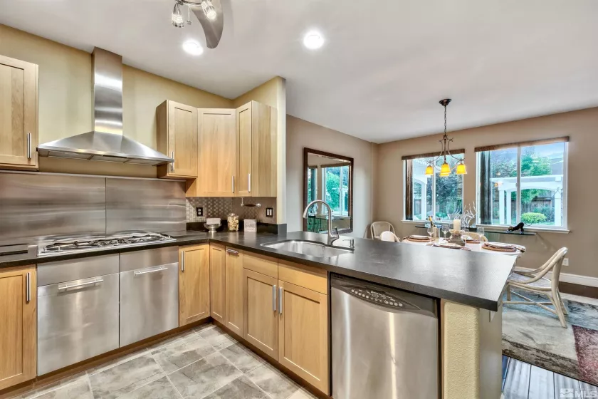 1008 Keystone Ct, Gardnerville, Nevada 89460, 6 Bedrooms Bedrooms, ,4 BathroomsBathrooms,Residential,For Sale,Keystone Ct,240007504