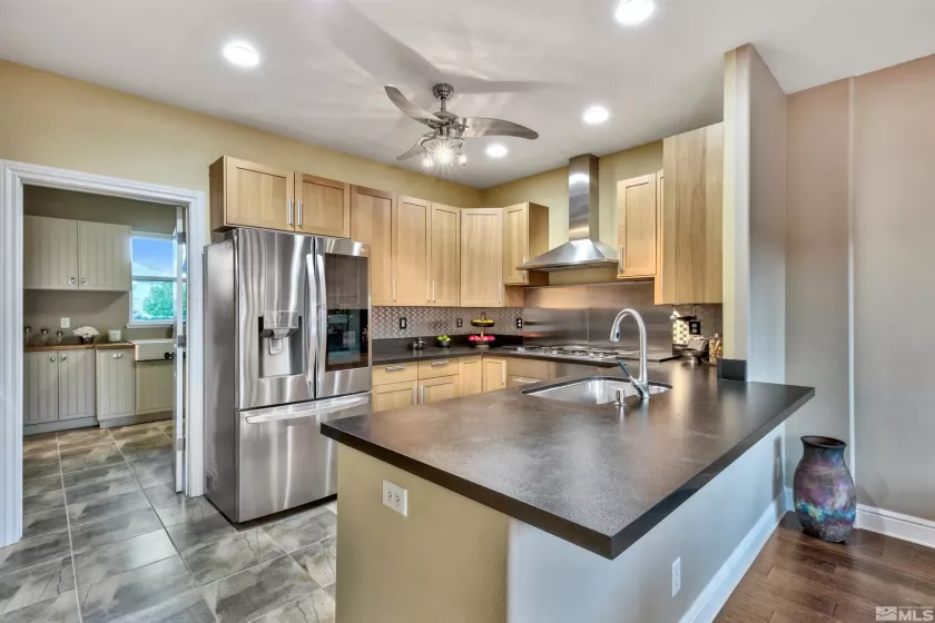 1008 Keystone Ct, Gardnerville, Nevada 89460, 6 Bedrooms Bedrooms, ,4 BathroomsBathrooms,Residential,For Sale,Keystone Ct,240007504