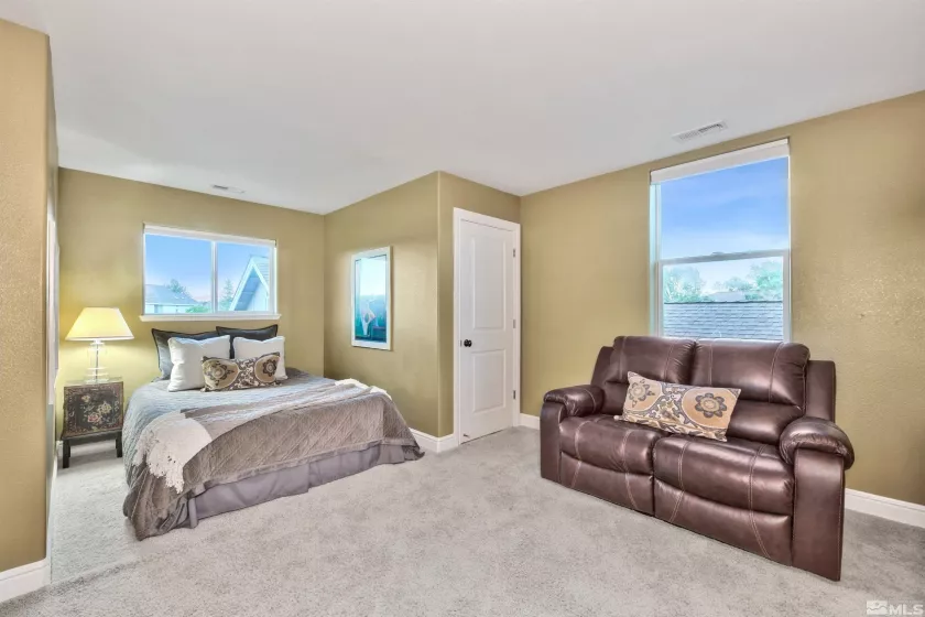 1008 Keystone Ct, Gardnerville, Nevada 89460, 6 Bedrooms Bedrooms, ,4 BathroomsBathrooms,Residential,For Sale,Keystone Ct,240007504