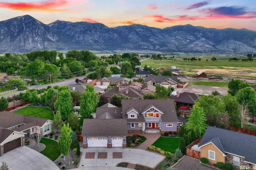 1008 Keystone Ct, Gardnerville, Nevada 89460, 6 Bedrooms Bedrooms, ,4 BathroomsBathrooms,Residential,For Sale,Keystone Ct,240007504