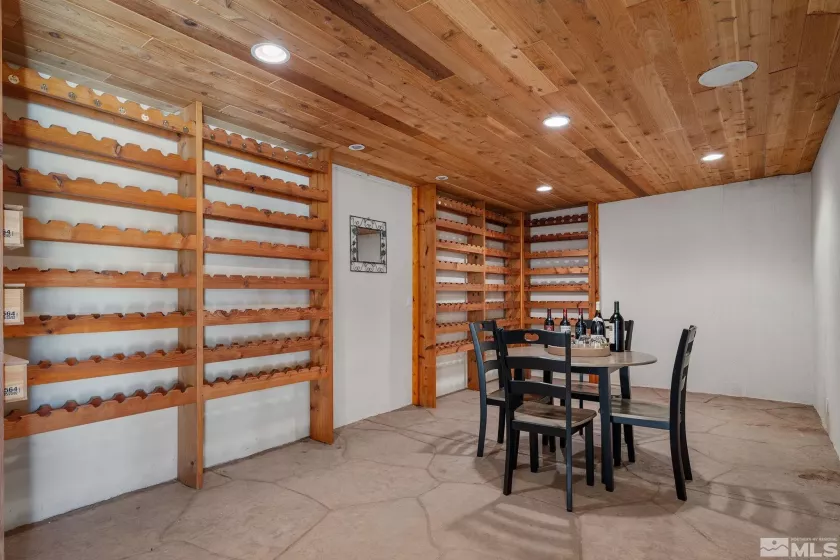 2000 Fantasy Ln, Sparks, Nevada 89441, 5 Bedrooms Bedrooms, ,4 BathroomsBathrooms,Residential,For Sale,Fantasy Ln,240007719