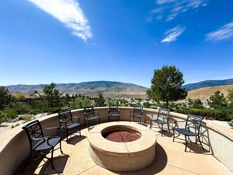 1395 Walking Stick Way, Reno, Nevada 89523, 2 Bedrooms Bedrooms, ,2 BathroomsBathrooms,Residential,For Sale,Walking Stick Way,240007708