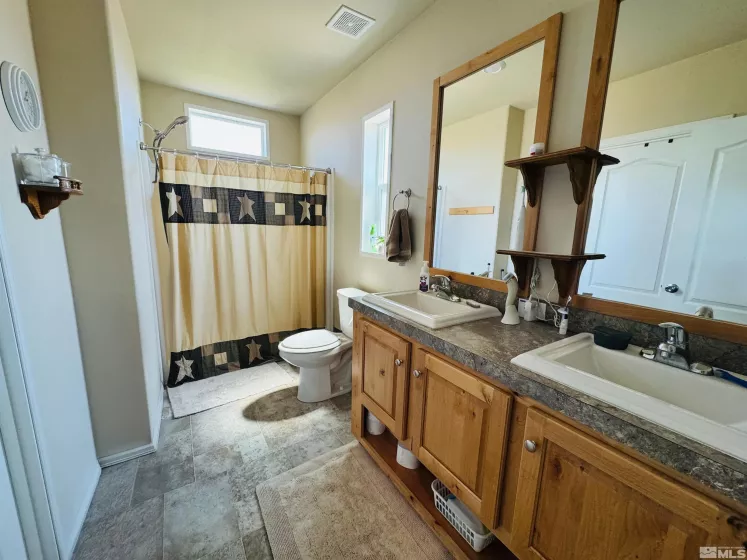 3595 Granite Blvd, Orovada, Nevada 89425, 3 Bedrooms Bedrooms, ,2 BathroomsBathrooms,Residential,For Sale,Granite Blvd,240008630
