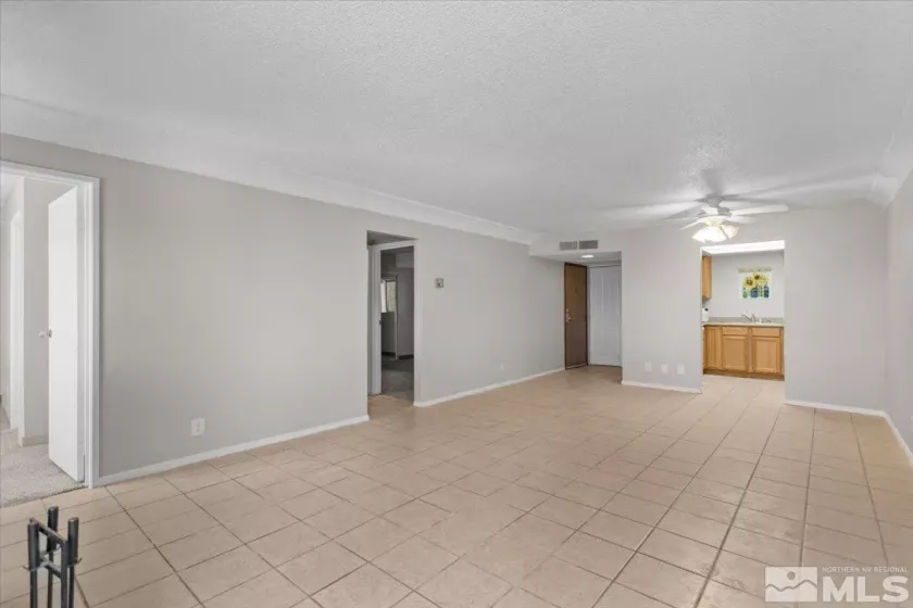 59 Vista Rafael Parkway, Reno, Nevada 89503, 2 Bedrooms Bedrooms, ,2 BathroomsBathrooms,Residential,For Sale,Vista Rafael Parkway,240007265