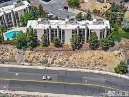 59 Vista Rafael Parkway, Reno, Nevada 89503, 2 Bedrooms Bedrooms, ,2 BathroomsBathrooms,Residential,For Sale,Vista Rafael Parkway,240007265