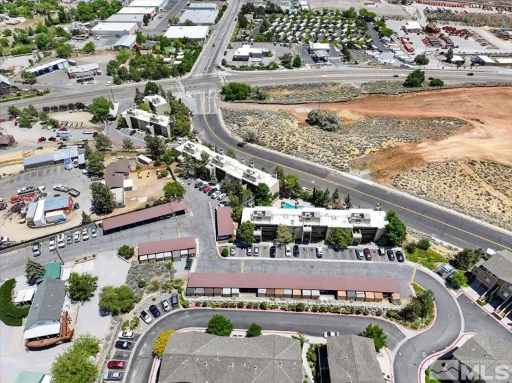 59 Vista Rafael Parkway, Reno, Nevada 89503, 2 Bedrooms Bedrooms, ,2 BathroomsBathrooms,Residential,For Sale,Vista Rafael Parkway,240007265