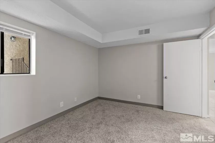 59 Vista Rafael Parkway, Reno, Nevada 89503, 2 Bedrooms Bedrooms, ,2 BathroomsBathrooms,Residential,For Sale,Vista Rafael Parkway,240007265