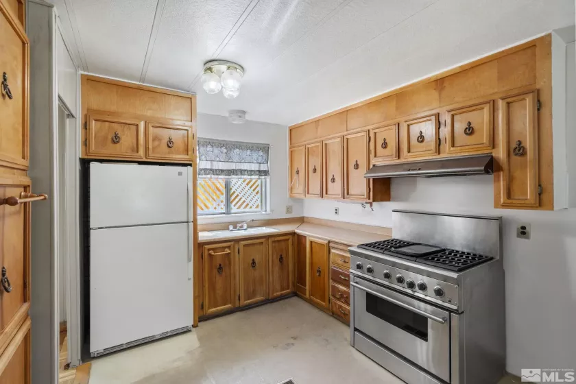 5590 Lil Abner Ln, Sun Valley, Nevada 89433, 2 Bedrooms Bedrooms, ,2 BathroomsBathrooms,Residential,For Sale,Lil Abner Ln,240008694