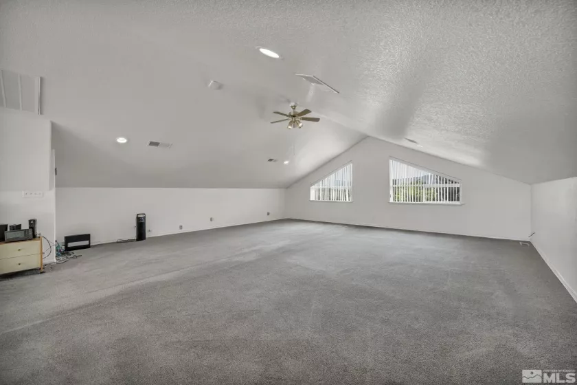 13475 Evening Song Lane, Reno, Nevada 89511, 3 Bedrooms Bedrooms, ,3 BathroomsBathrooms,Residential,For Sale,Evening Song Lane,240008877