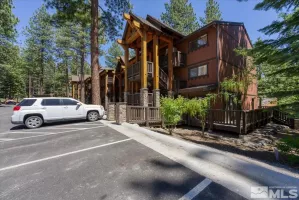 929 Southwood Blvd unit 4, Incline Village, Nevada 89451, 3 Bedrooms Bedrooms, ,1 BathroomBathrooms,Residential,For Sale,Southwood Blvd unit 4,240007300