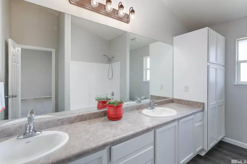1458 Meadowlark Dr., Fallon, Nevada 89406, 4 Bedrooms Bedrooms, ,2 BathroomsBathrooms,Residential,For Sale,Meadowlark Dr.,240009331