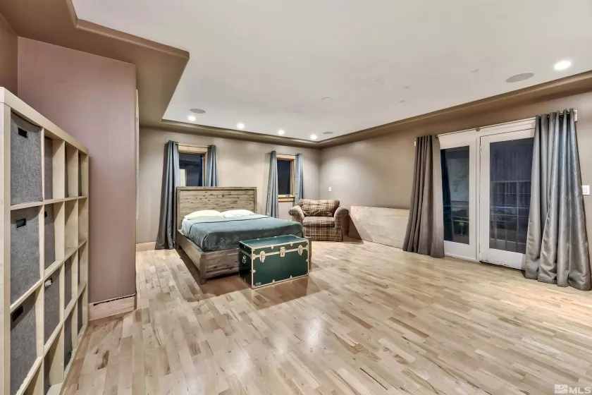20 Cal Neva Drive, Crystal Bay, Nevada 89402, 5 Bedrooms Bedrooms, ,6 BathroomsBathrooms,Residential,For Sale,Cal Neva Drive,240009369