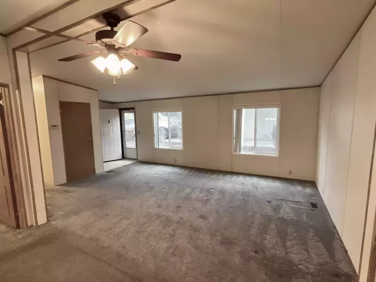 22 Reisling Loop, Reno, Nevada 89512, 4 Bedrooms Bedrooms, 9 Rooms Rooms,2 BathroomsBathrooms,Manufactured,Residential,Reisling Loop,240014881