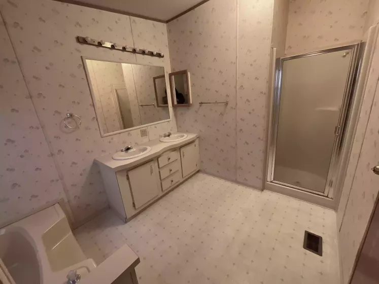 22 Reisling Loop, Reno, Nevada 89512, 4 Bedrooms Bedrooms, 9 Rooms Rooms,2 BathroomsBathrooms,Manufactured,Residential,Reisling Loop,240014881