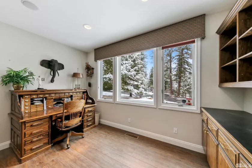 355 Blue Spruce Rd, Reno, Nevada 89511, 4 Bedrooms Bedrooms, ,4 BathroomsBathrooms,Residential,For Sale,Blue Spruce Rd,250003034