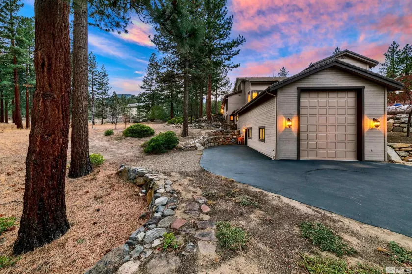 355 Blue Spruce Rd, Reno, Nevada 89511, 4 Bedrooms Bedrooms, ,4 BathroomsBathrooms,Residential,For Sale,Blue Spruce Rd,250003034