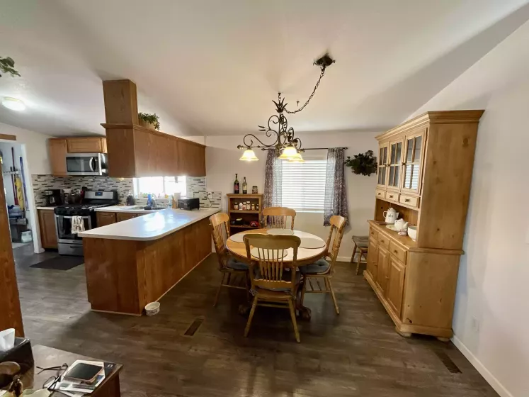 6560 Pyramid Highway, Sparks, Nevada 89436, 3 Bedrooms Bedrooms, 9 Rooms Rooms,2 BathroomsBathrooms,Manufactured,Residential,Pyramid,250003092