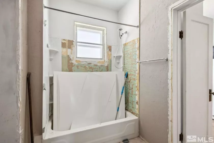 231 6Th St, Wells, Nevada 89835, 3 Bedrooms Bedrooms, ,2 BathroomsBathrooms,Residential,For Sale,6Th St,250003280