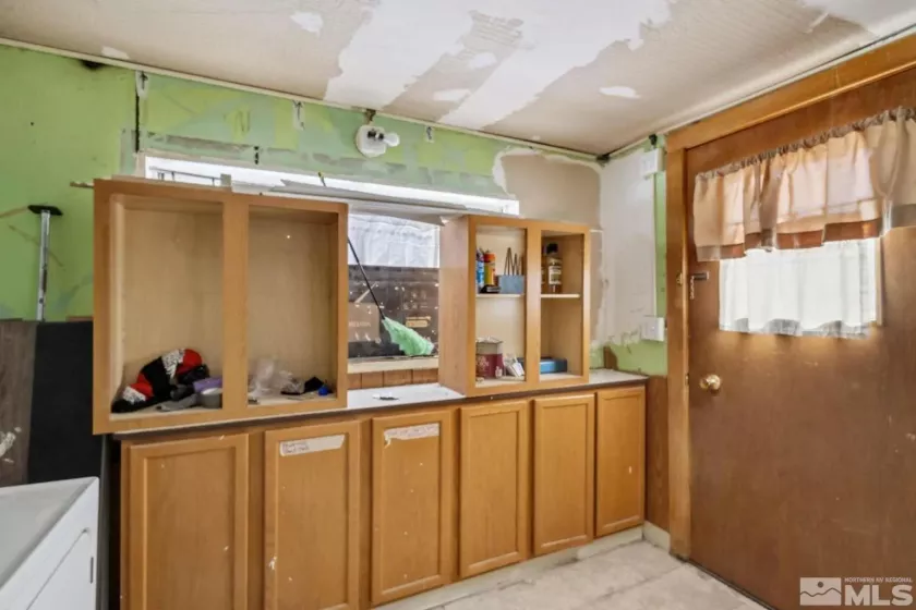 231 6Th St, Wells, Nevada 89835, 3 Bedrooms Bedrooms, ,2 BathroomsBathrooms,Residential,For Sale,6Th St,250003280