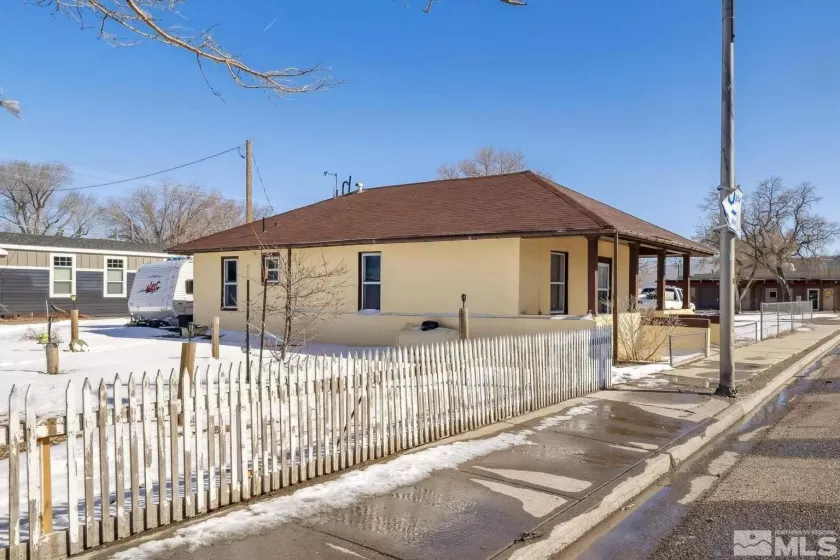 231 6Th St, Wells, Nevada 89835, 3 Bedrooms Bedrooms, ,2 BathroomsBathrooms,Residential,For Sale,6Th St,250003280