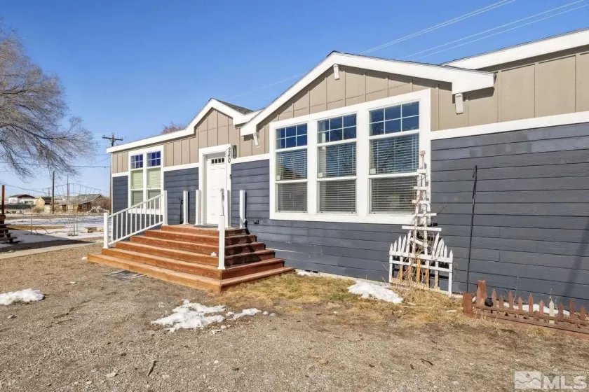 240 6th ST, Wells, Nevada 89835, 4 Bedrooms Bedrooms, ,2 BathroomsBathrooms,Residential,For Sale,6th ST,250003283