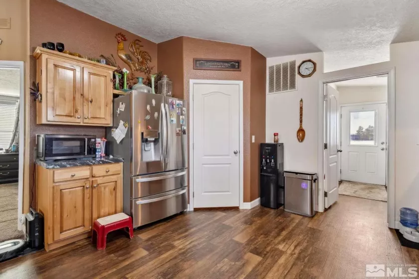 207 6th ST, Wells, Nevada 89835, 3 Bedrooms Bedrooms, ,2 BathroomsBathrooms,Residential,For Sale,6th ST,250003282