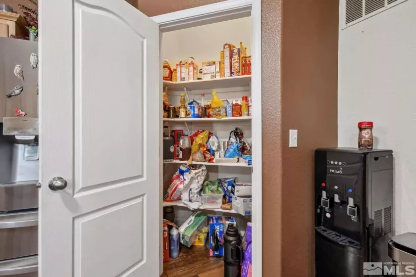 207 6th ST, Wells, Nevada 89835, 3 Bedrooms Bedrooms, ,2 BathroomsBathrooms,Residential,For Sale,6th ST,250003282