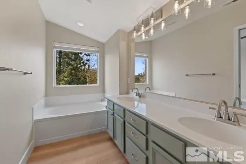 609 Caughlin Glen, Reno, Nevada 89519, 3 Bedrooms Bedrooms, ,3 BathroomsBathrooms,Residential,For Sale,Caughlin Glen,250003551