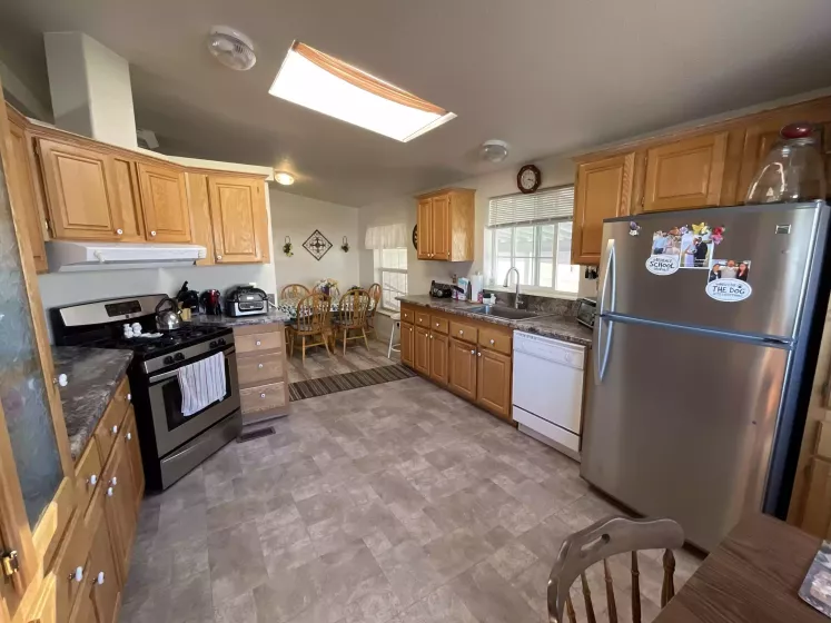 165 Jacqueline Way, Sparks, Nevada 89431, 3 Bedrooms Bedrooms, 9 Rooms Rooms,2 BathroomsBathrooms,Manufactured,Residential,Jacqueline,250003676
