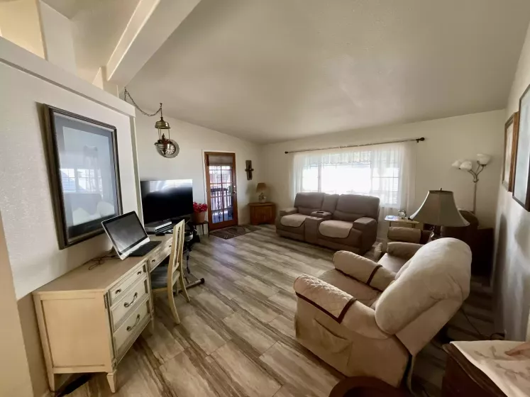 165 Jacqueline Way, Sparks, Nevada 89431, 3 Bedrooms Bedrooms, 9 Rooms Rooms,2 BathroomsBathrooms,Manufactured,Residential,Jacqueline,250003676