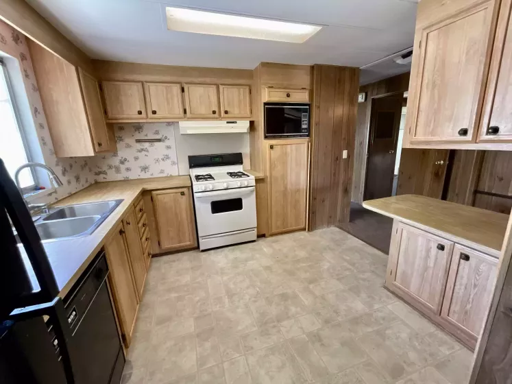 101 Lincoln Hwy, Wadsworth, Nevada 89442, 2 Bedrooms Bedrooms, 9 Rooms Rooms,2 BathroomsBathrooms,Manufactured,Residential,Lincoln Hwy,250003677