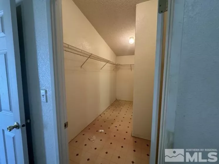 2419 Sauk Ct, Reno, Nevada 89506, 3 Bedrooms Bedrooms, ,2 BathroomsBathrooms,Residential,For Sale,Sauk Ct,250004019